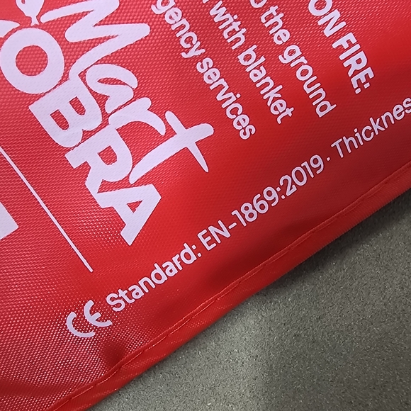 NWT Mart Cobra First Response Fire Blanket  40 x 40 inch - Picture 8 of 10